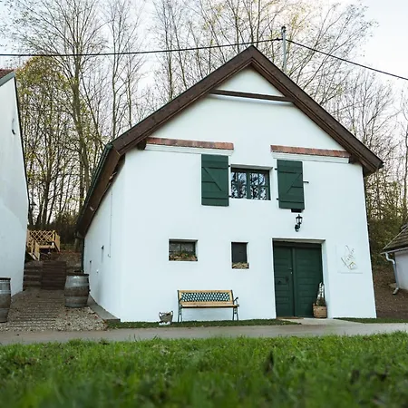 Ferienhaus By Interhome Grub an der March